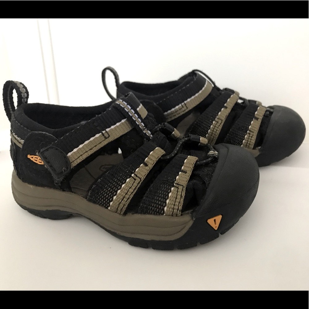 NWOT - KEEN - NEWPORT SANDAL - TODDLER SZ 6